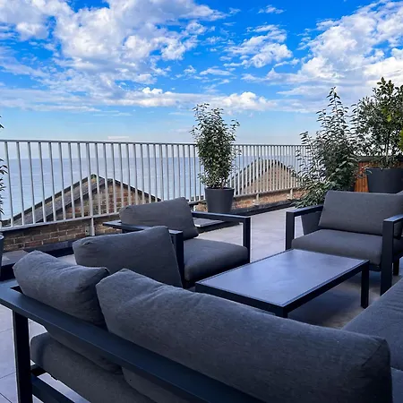 Hotel C-hotels Helios 3*